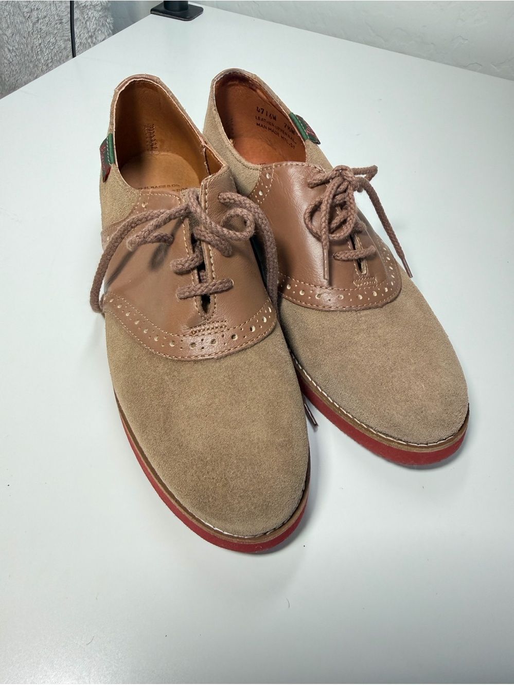 G.H. Bass & Co. "Saddles & Bucs" Suede Saddle Oxfords 8